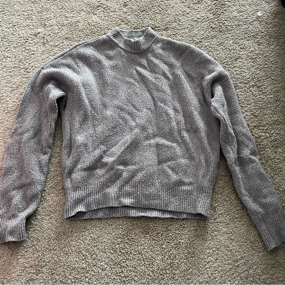 Abercrombie & Fitch XXS Grey Sweater
